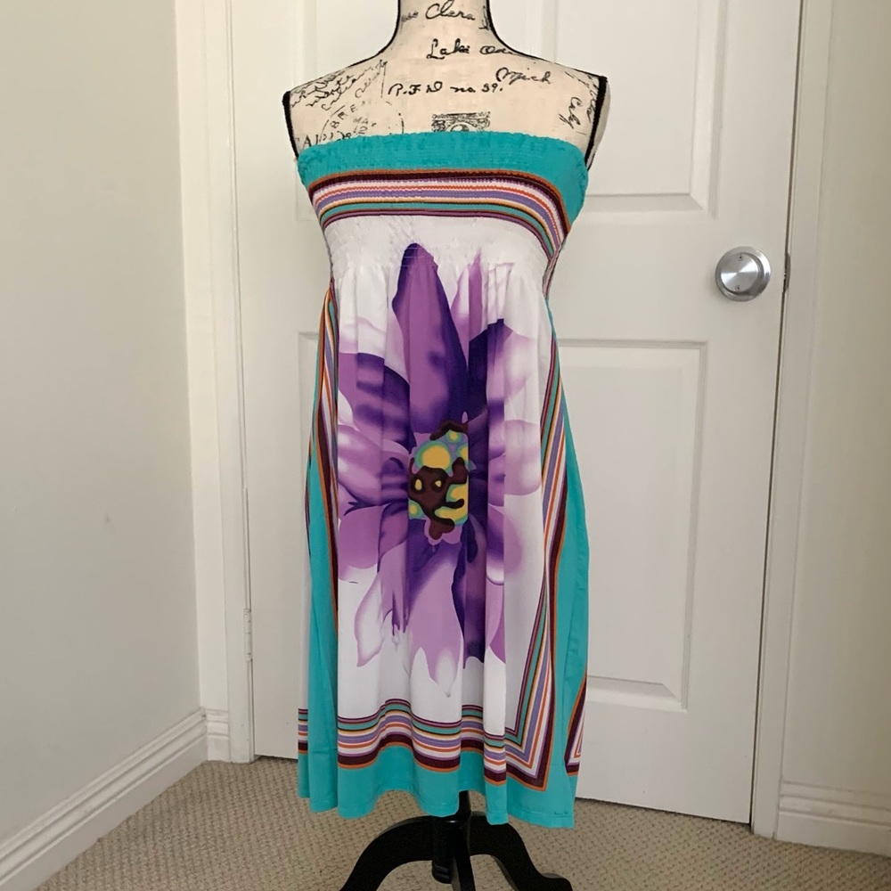 🆕 Boutique blue purple floral hibiscus strapless dress skirt coverup